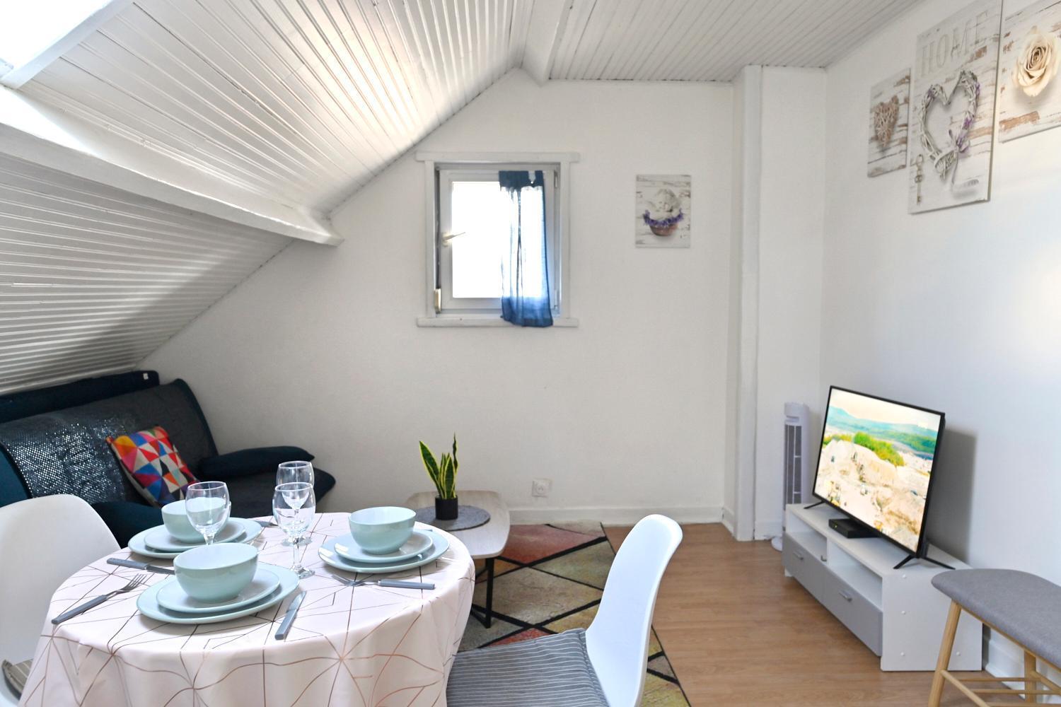 T2 Cosy Et Lumineux - Proche Centre Et Commodites Saint-Quentin  Exteriör bild