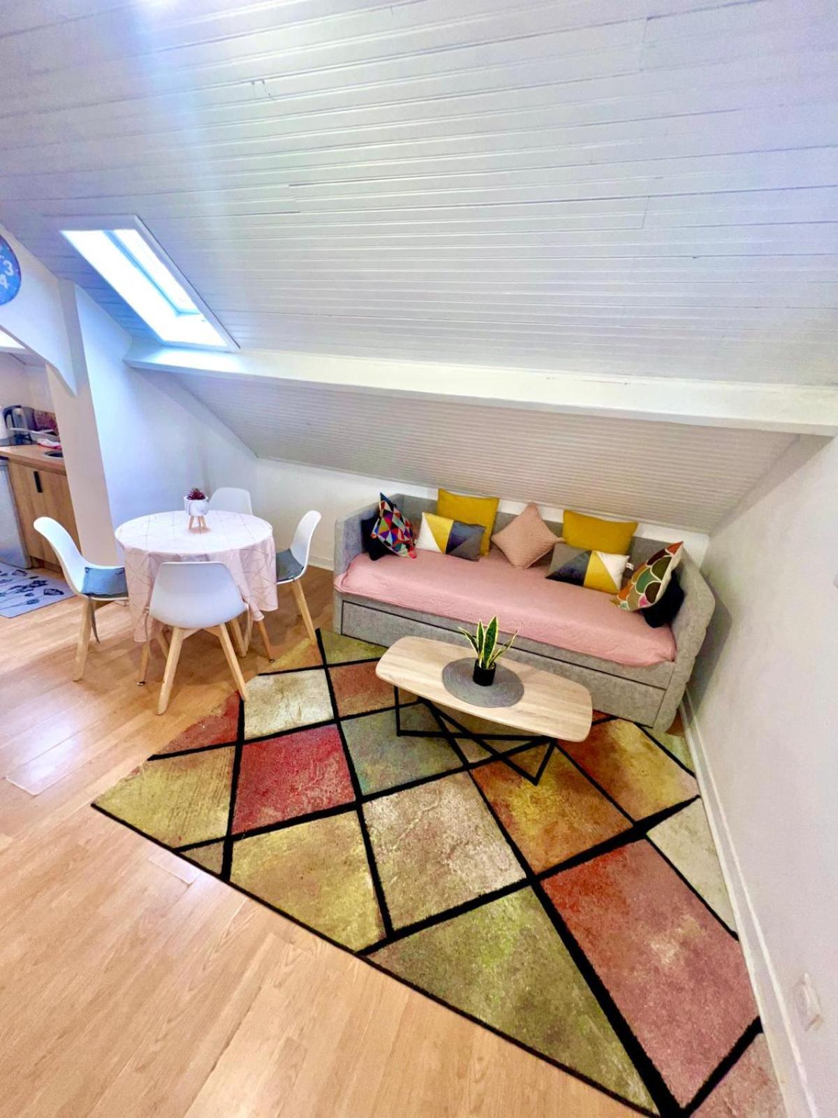T2 Cosy Et Lumineux - Proche Centre Et Commodites Saint-Quentin  Exteriör bild